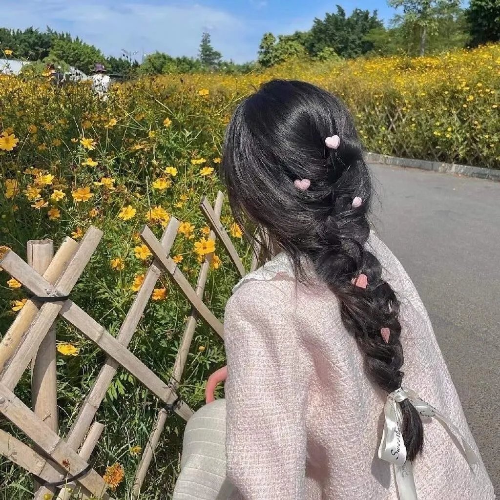 卿何薄命
